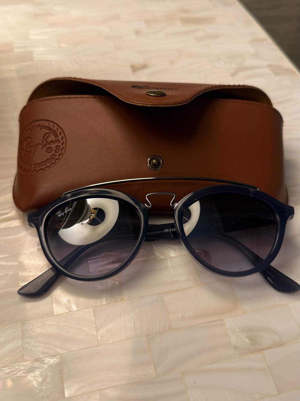 Ray-Ban Sunglasses with Brown Case